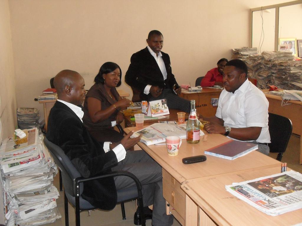 Denis Hotel Abuja Mobushipe Bagian luar foto