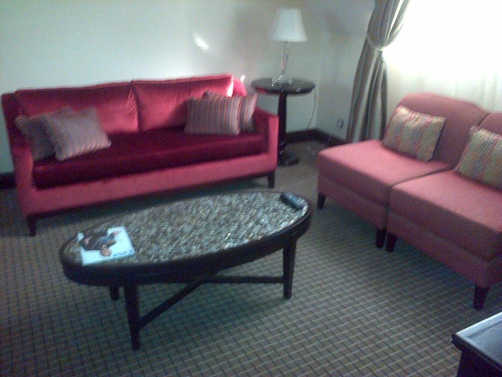 Denis Hotel Abuja Mobushipe Bagian luar foto