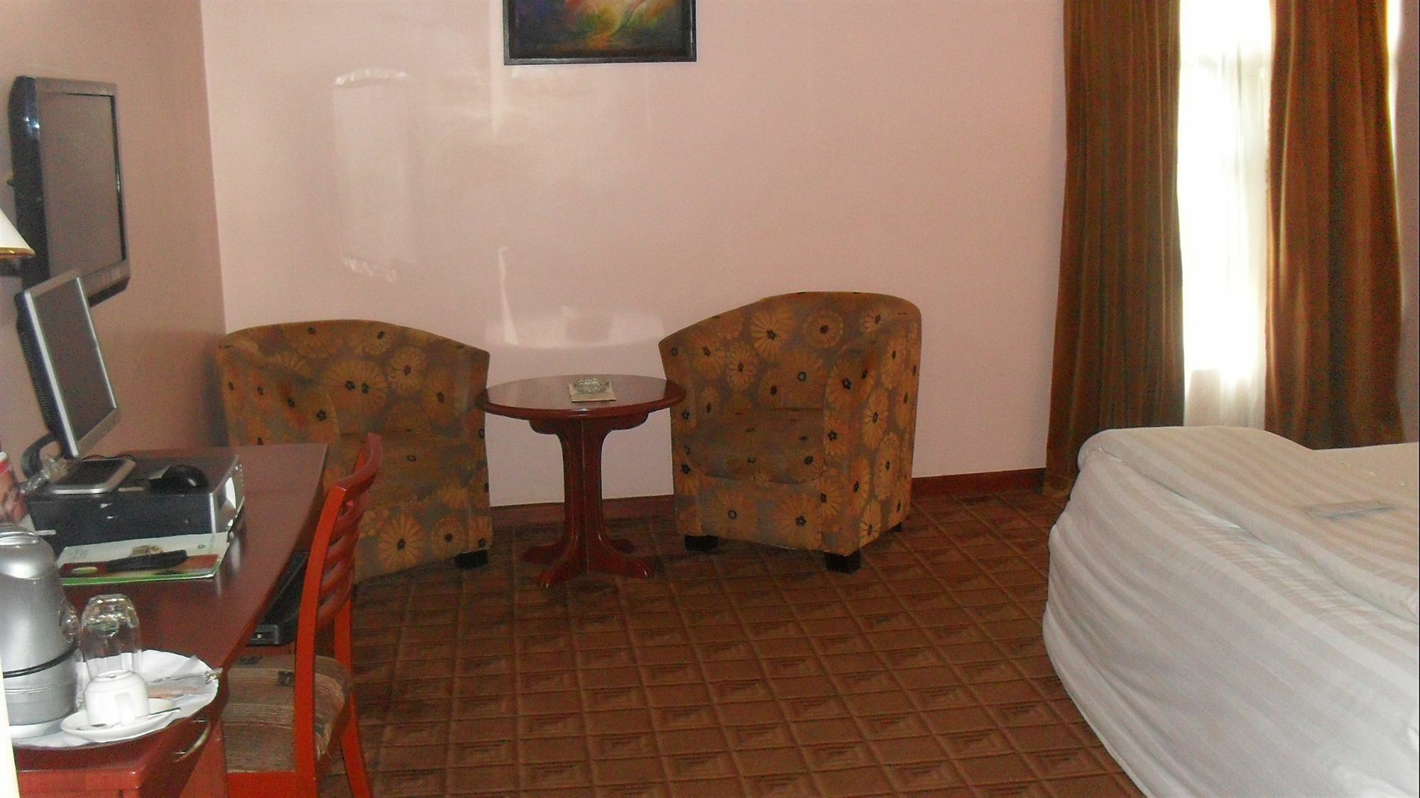 Denis Hotel Abuja Mobushipe Bagian luar foto